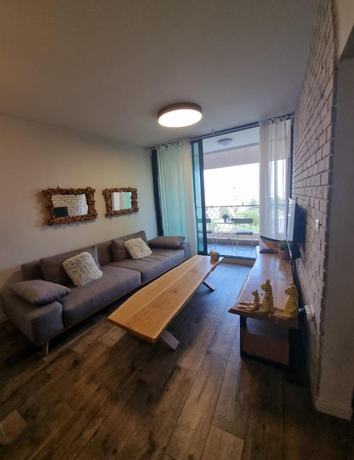 Caesarea Inn Екстер'єр фото