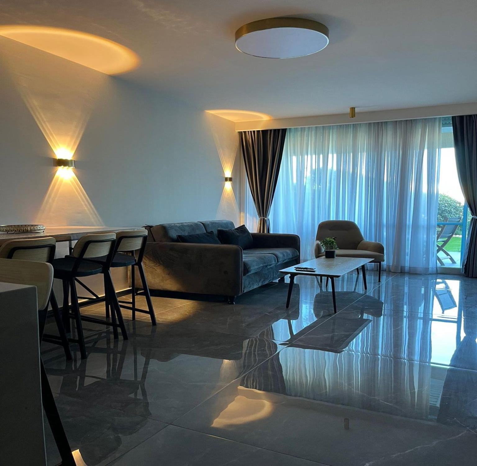 Caesarea Inn Екстер'єр фото