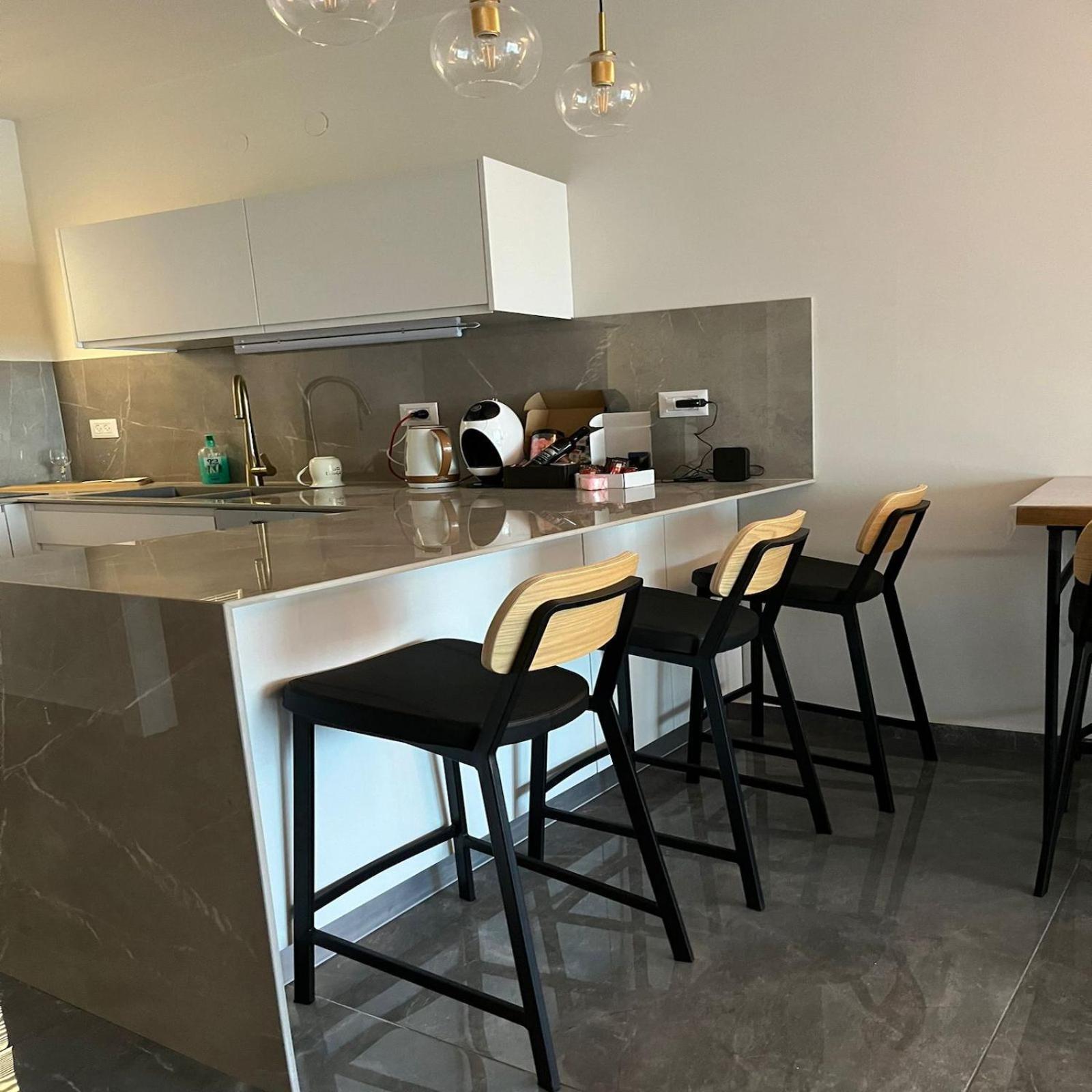 Caesarea Inn Екстер'єр фото