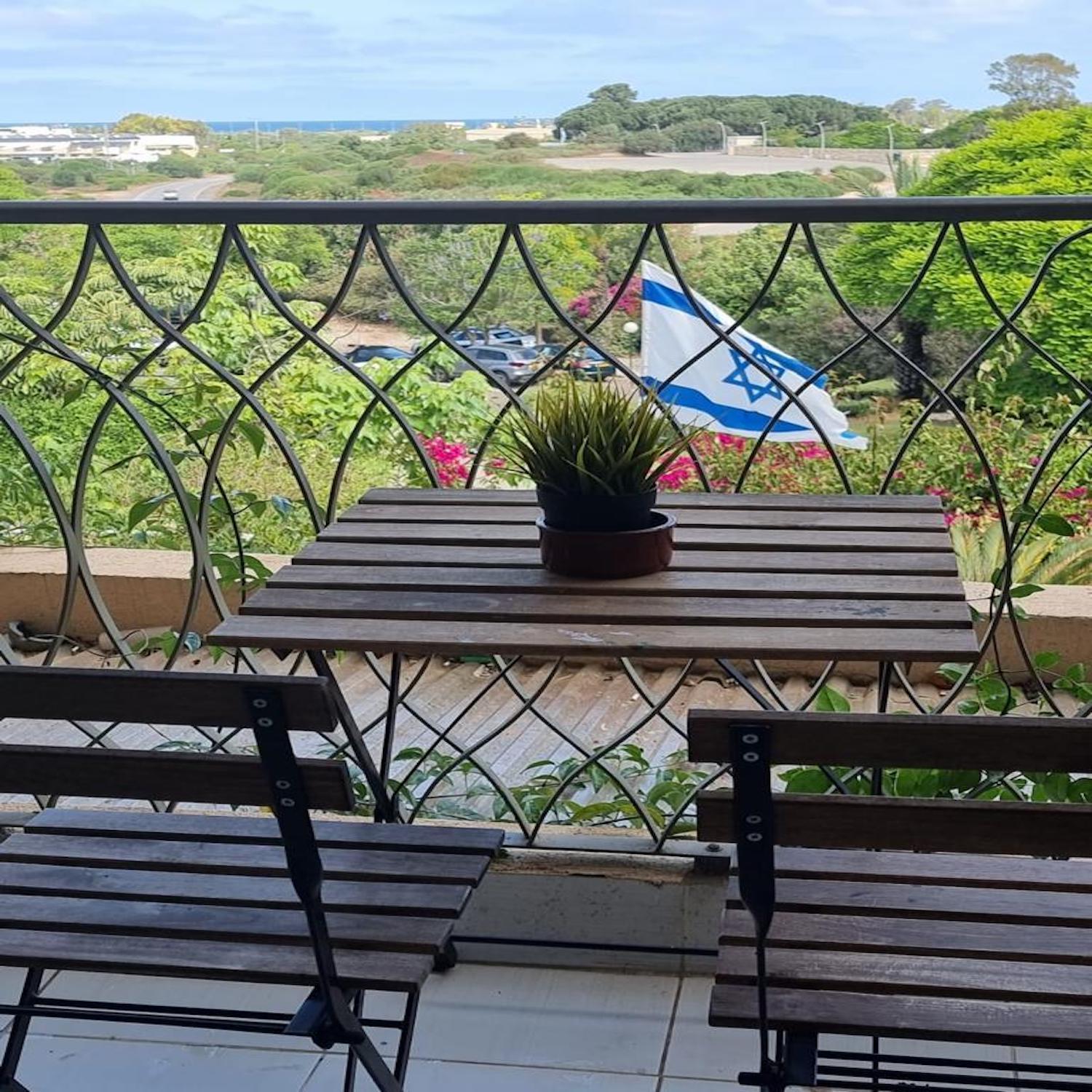 Caesarea Inn Екстер'єр фото